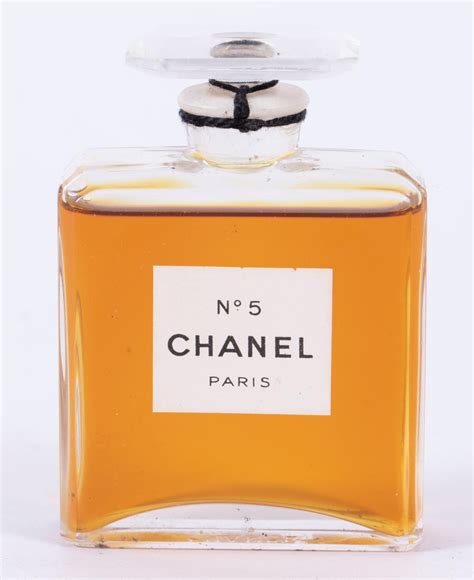 vintage chanel no 5 cologne|what does chanel no 5 smell like.